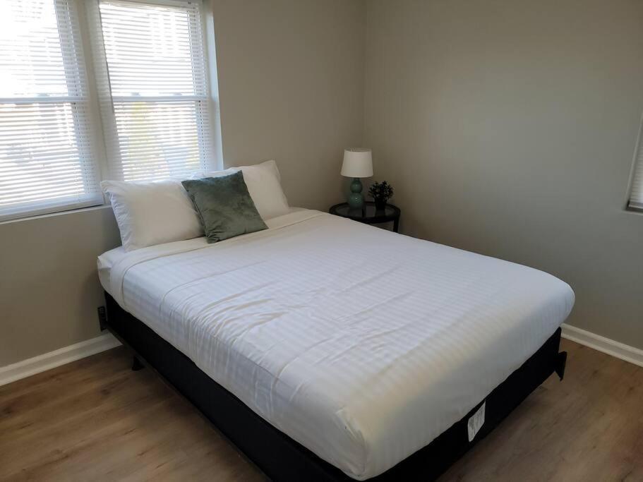 Apartment Davenport Dwellings-three Bedroom *