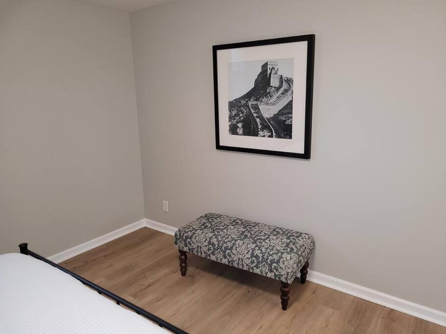 Davenport Dwellings-three Bedroom Apartment *